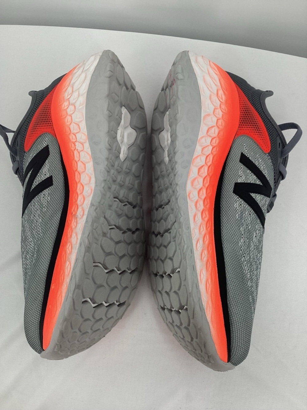New Balance Fresh Foam More v2 Gray- Orange - Picture 5 of 9